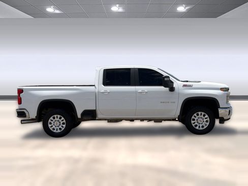 Used 2024 Chevrolet Silverado 2500 LT AWD/4WD image 8