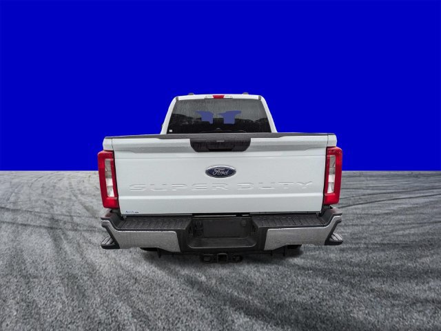 Certified 2026 Ford F350 XLT w/ FX4 Off-Road Package AWD/4WD image 5