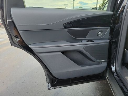 New 2026 Lincoln Nautilus Reserve w/ Jet Appearance Package image 24