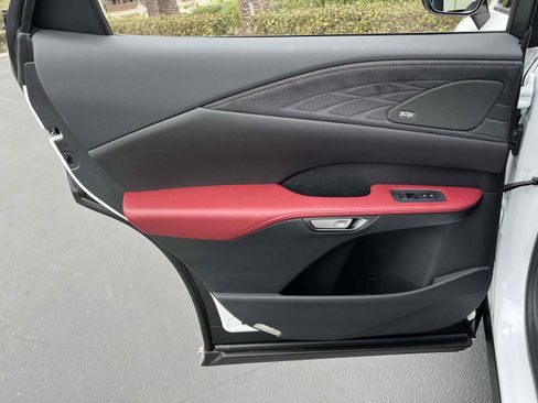 Used 2024 Lexus RX 500h F Sport image 89