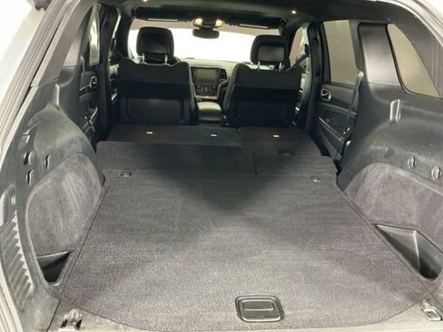 Used 2017 Jeep Grand Cherokee Laredo image 29