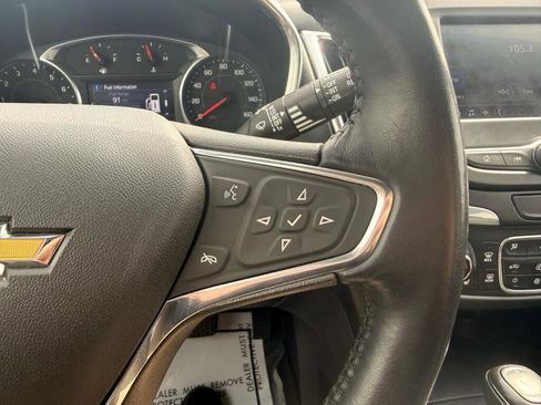 Used 2020 Chevrolet Equinox LT image 15