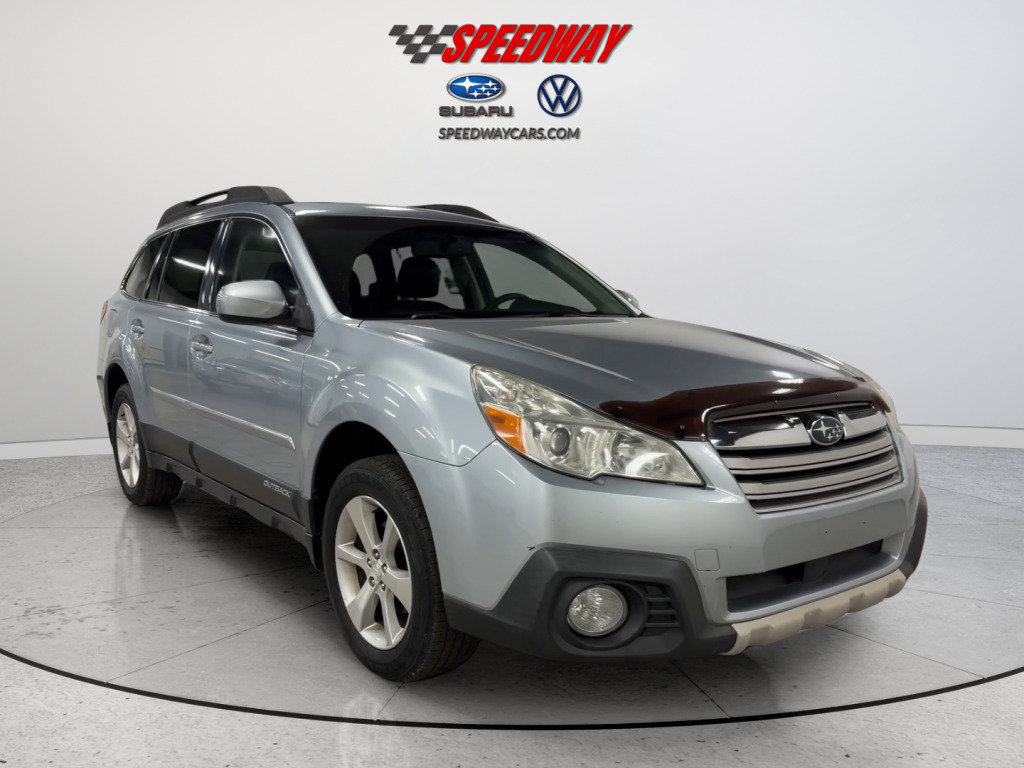 Used 2013 Subaru Outback 2.5i Limited w/ Moonroof Pkg AWD/4WD image 2