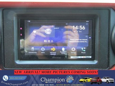Used 2018 Toyota Tacoma TRD Sport w/ TRD Premium Sport Package AWD/4WD image 14