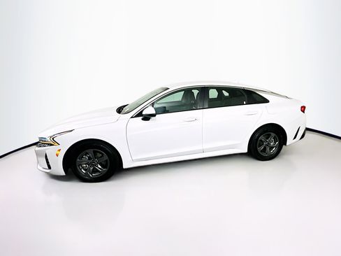 Used 2023 Kia K5 LXS image 4