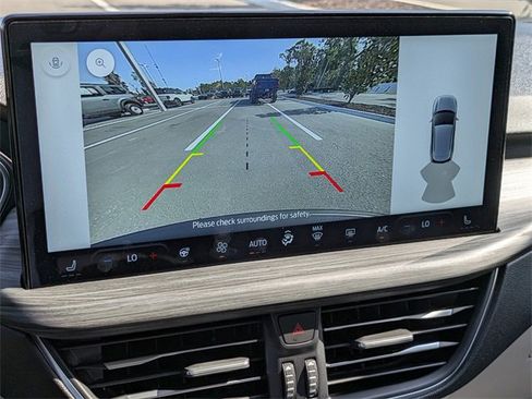 Certified 2025 Ford Expedition Platinum w/ Platinum Ultimate Package image 19