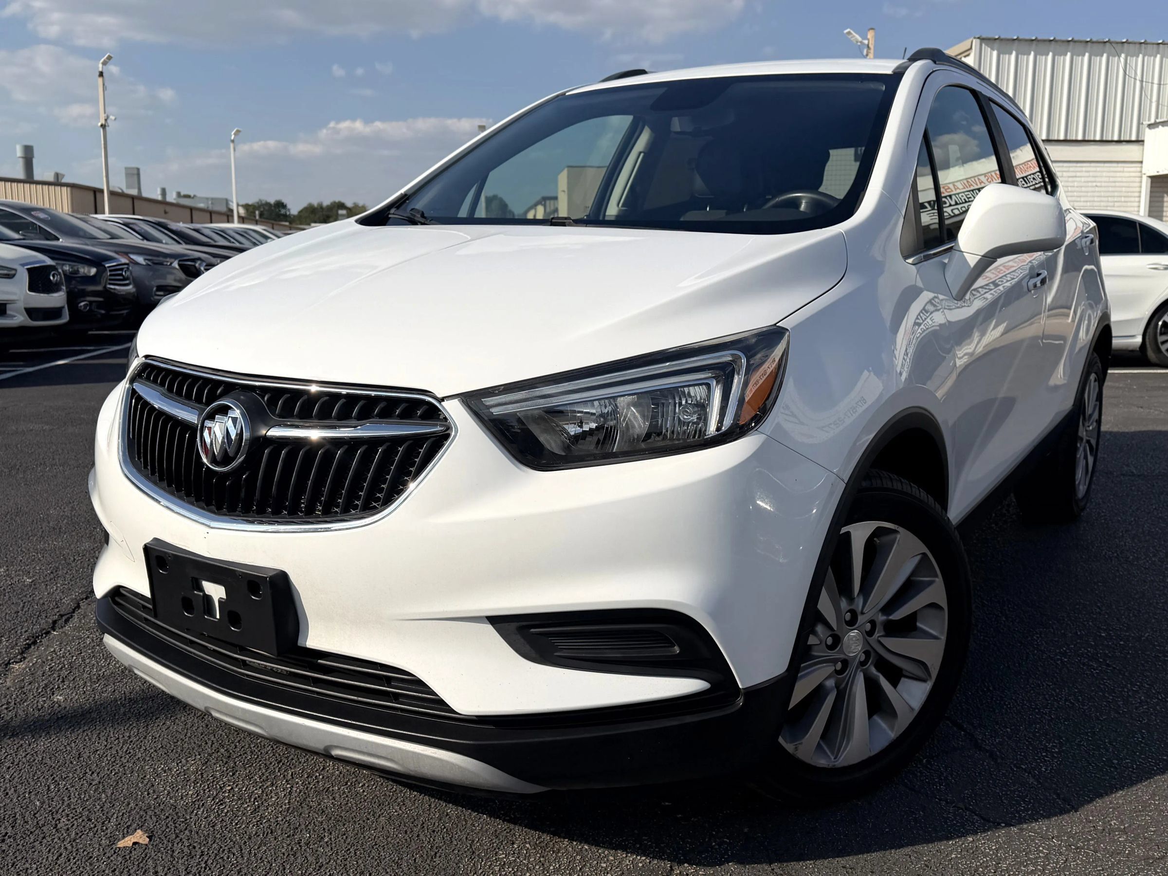 Used 2020 Buick Encore Preferred FWD image 3