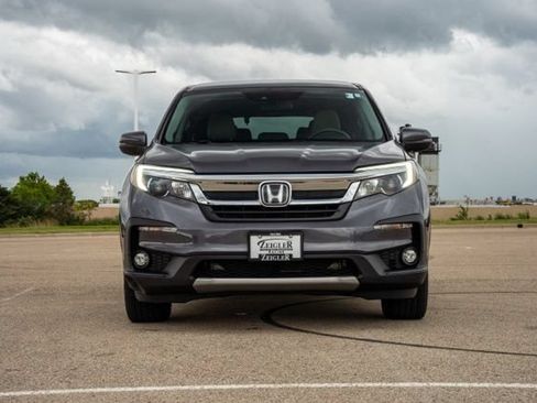 Used 2020 Honda Pilot EX image 2