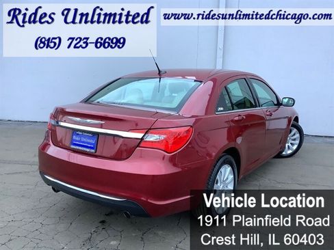 Used 2011 Chrysler 200 Touring image 8