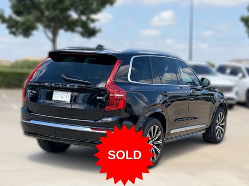 Certified 2025 Volvo XC90 B5 Core w/ Protection Package Premier AWD/4WD image 8