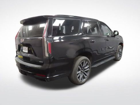 Used 2024 Cadillac Escalade Sport image 5