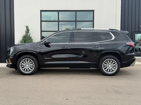 Used 2025 GMC Acadia Denali w/ LPO, All-Weather Package AWD/4WD image 2