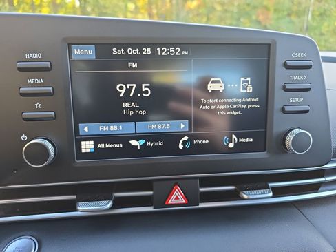 New 2026 Hyundai Elantra Blue image 22