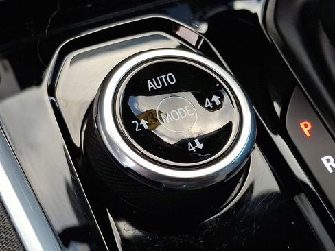 Certified 2023 Chevrolet Colorado Trail Boss w/ Technology Package image 25