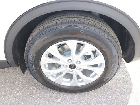 New 2026 Ford Escape Active image 18