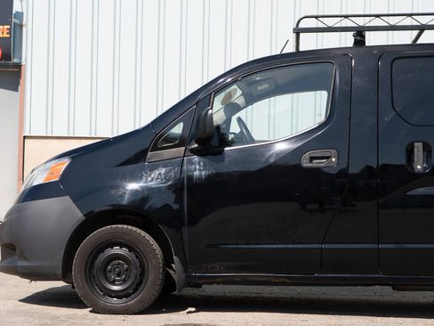 Used 2019 Nissan NV200 S w/ Cruise Control Package image 7