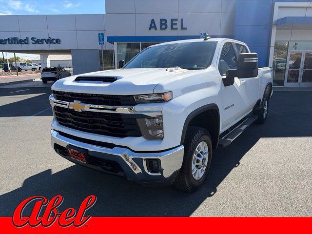Used 2025 Chevrolet Silverado 2500 LT w/ Convenience Package AWD/4WD image 1