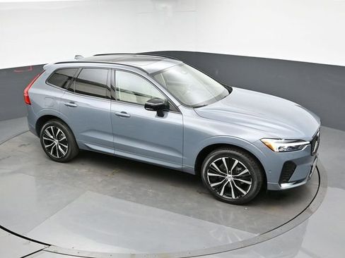 Used 2023 Volvo XC60 B5 Plus w/ Climate Package image 43