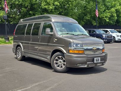 Used 2020 Chevrolet Express 2500 w/ Enhanced Convenience Package
