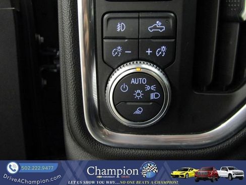 Used 2020 GMC Sierra 2500 Denali w/ Denali Ultimate Package AWD/4WD image 39