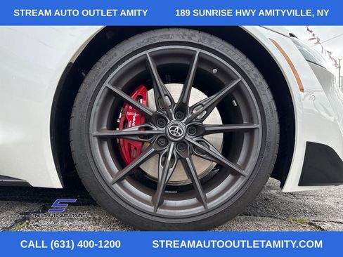 Used 2025 Toyota Supra Premium image 11
