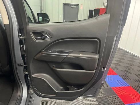 Used 2022 GMC Canyon AT4 w/ Trailering Package AWD/4WD image 14