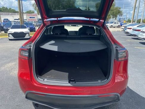 Used 2023 Tesla Model Y Long Range AWD/4WD image 12