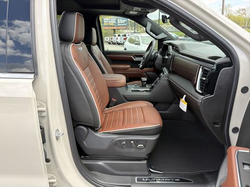 New 2026 GMC Sierra 1500 Denali Ultimate image 16
