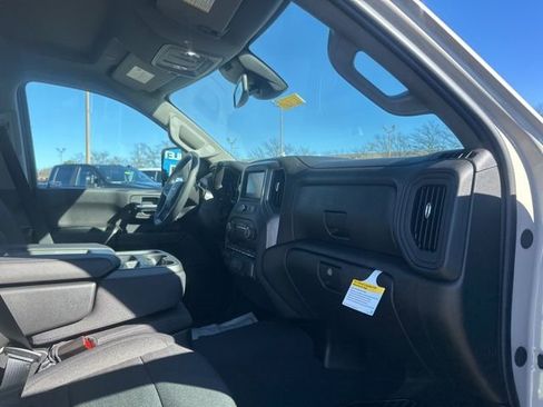 New 2026 Chevrolet Silverado 2500 Custom w/ Custom Value Package image 33