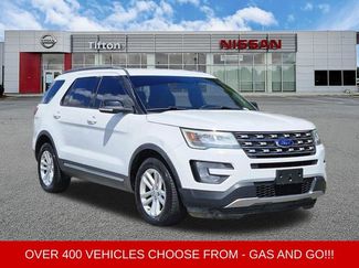 Used 2017 Ford Explorer XLT FWD video 1