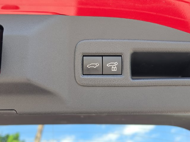 Used 2023 Subaru Solterra AWD image 8