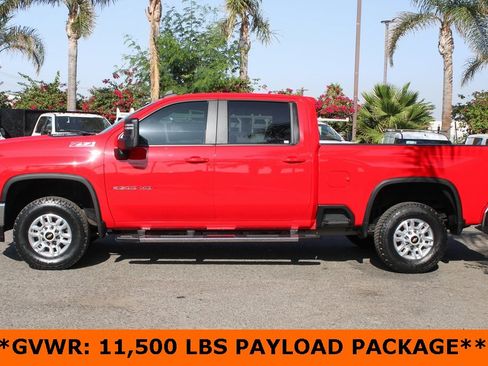Used 2022 Chevrolet Silverado 2500 LT w/ Convenience Package image 5
