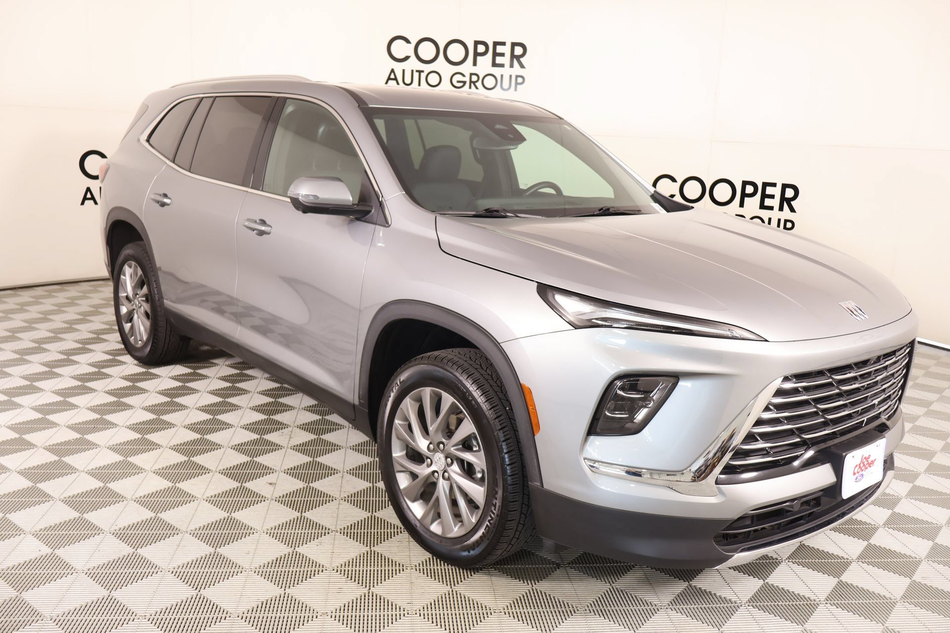 Used 2026 Buick Enclave Preferred FWD image 1