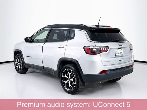 Used 2025 Jeep Compass Limited AWD/4WD image 5