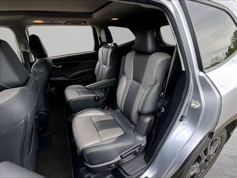 Used 2024 Subaru Ascent Onyx Edition AWD/4WD image 22