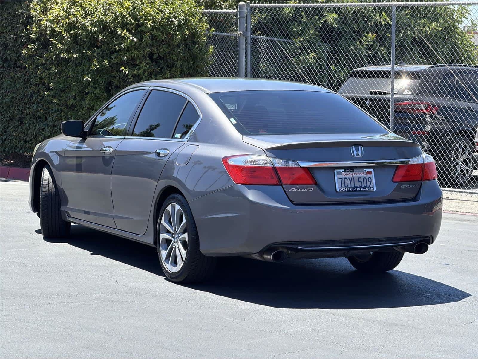 Used 2014 Honda Accord Sport image 5