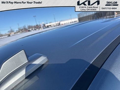 Used 2025 GMC Sierra 1500 SLT image 13