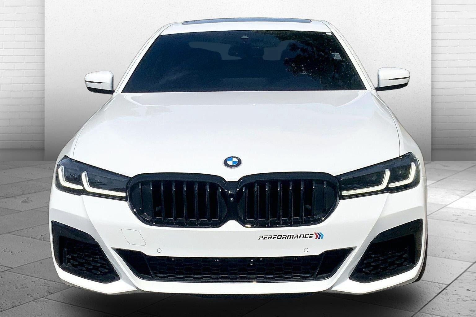 Used 2023 BMW M550i xDrive w/ Parking Assistance Package AWD/4WD image 2