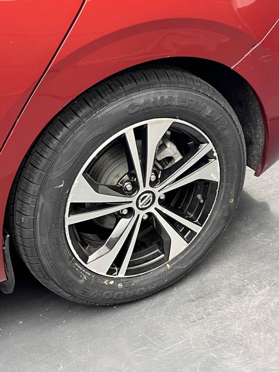 Used 2020 Nissan Sentra SV FWD image 35