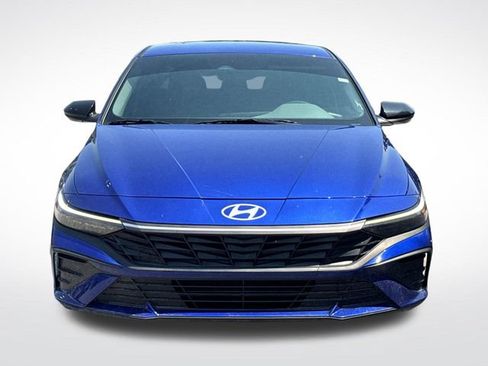 Used 2025 Hyundai Elantra Sport FWD image 10