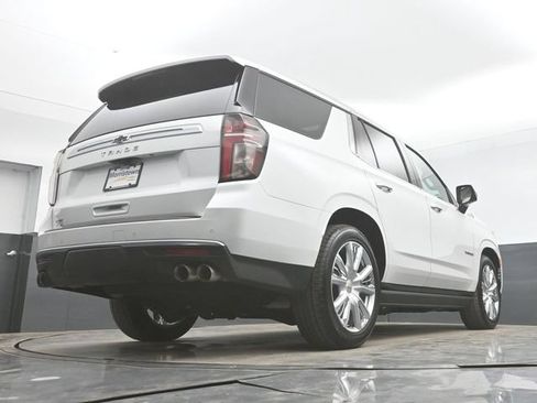 Used 2022 Chevrolet Tahoe High Country AWD/4WD image 52