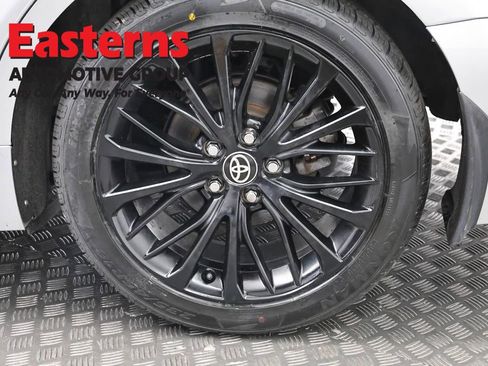 Used 2022 Toyota Camry SE FWD image 29