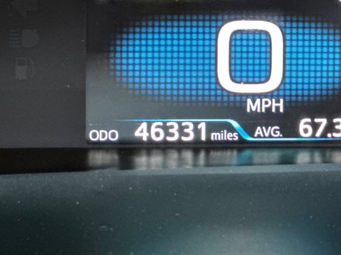 Certified 2022 Toyota Prius Prime XLE FWD image 29