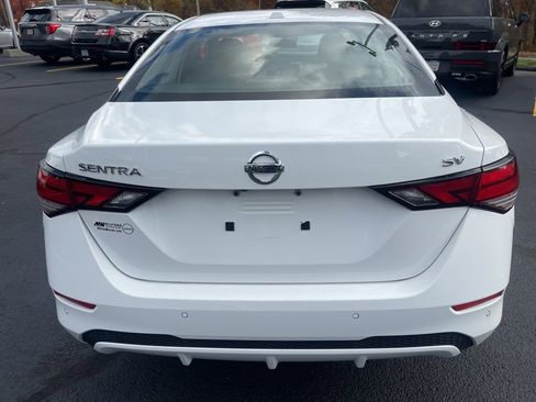 Certified 2021 Nissan Sentra SV image 4