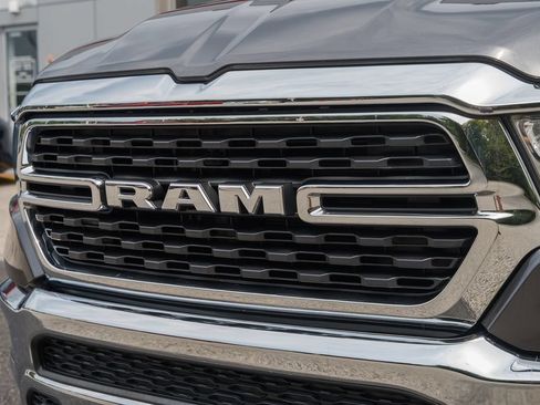 Used 2022 RAM 1500 Big Horn AWD/4WD image 12