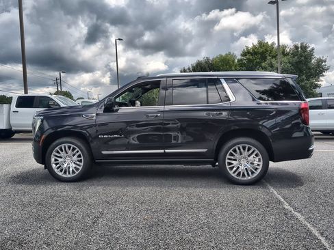 New 2026 GMC Yukon Denali w/ Sun & Power Step Package RWD image 5