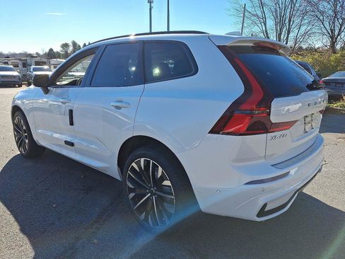 New 2026 Volvo XC60 B5 Ultra w/ Protection Package Premier image 3