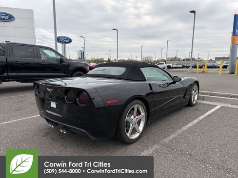 Used 2005 Chevrolet Corvette Convertible w/ Preferred Equipment Group image 7