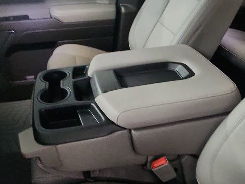 Used 2024 GMC Sierra 1500 SLT w/ X31 Off-Road Package image 26