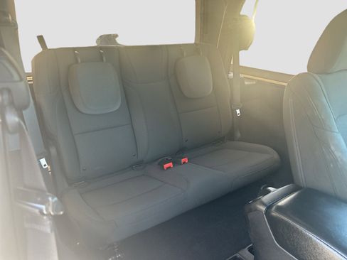 Used 2019 Jeep Wrangler Sport AWD/4WD image 24